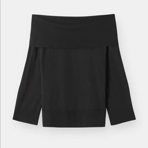 THE OFF SHOULDER TOP - BLACK